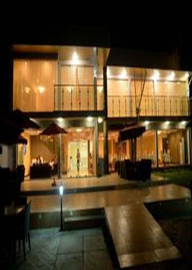 Aliayabiagba Tivoli Hotel Seafront Ikoyi מראה חיצוני תמונה