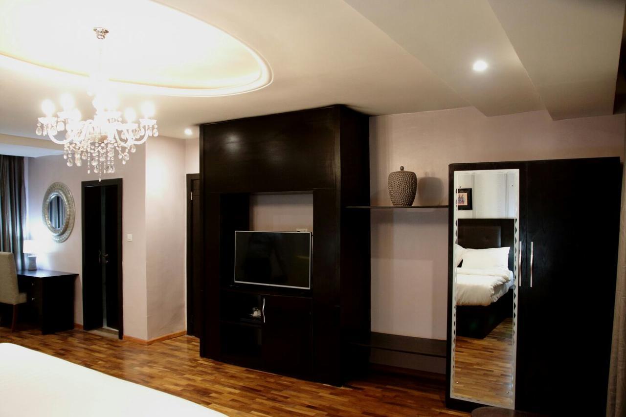 Aliayabiagba Tivoli Hotel Seafront Ikoyi מראה חיצוני תמונה