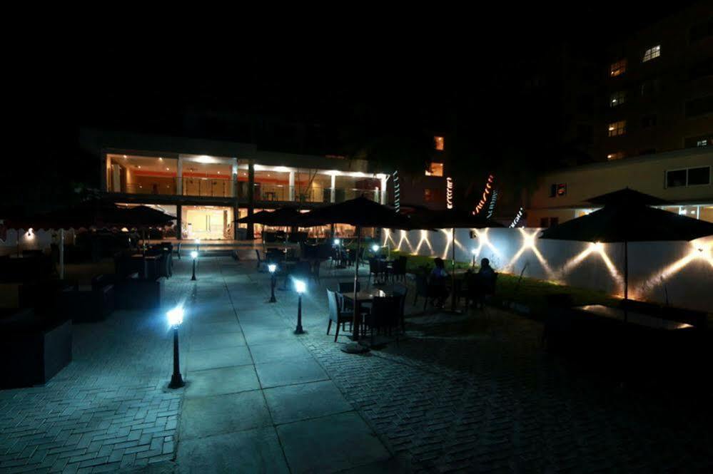 Aliayabiagba Tivoli Hotel Seafront Ikoyi מראה חיצוני תמונה